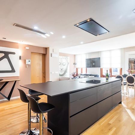 Central Market Lux Apartment Valenza Esterno foto