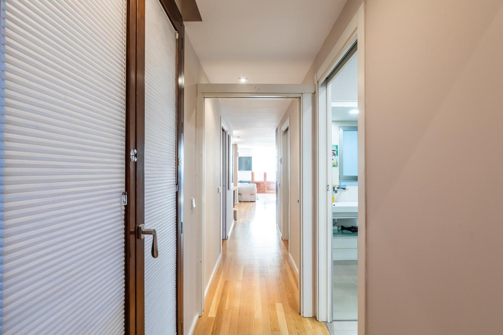 Central Market Lux Apartment Valenza Esterno foto