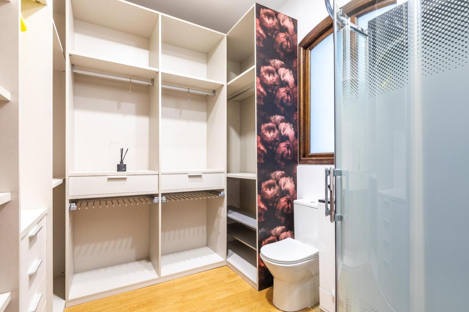 Central Market Lux Apartment Valenza Esterno foto