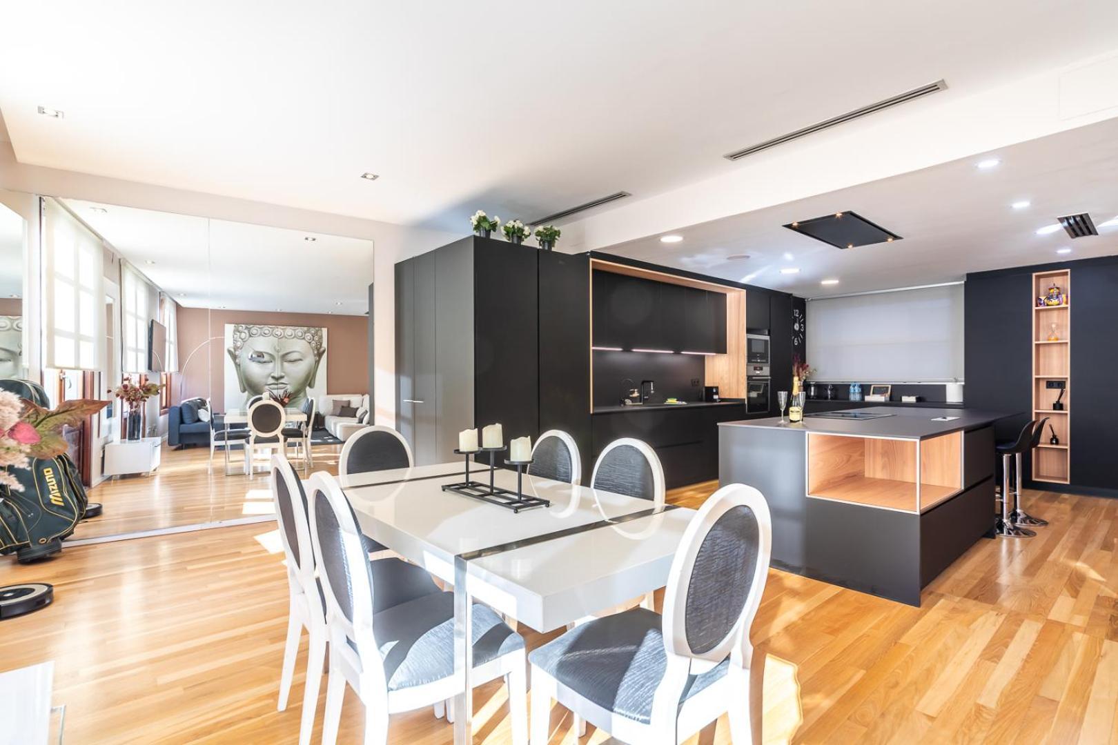 Central Market Lux Apartment Valenza Esterno foto